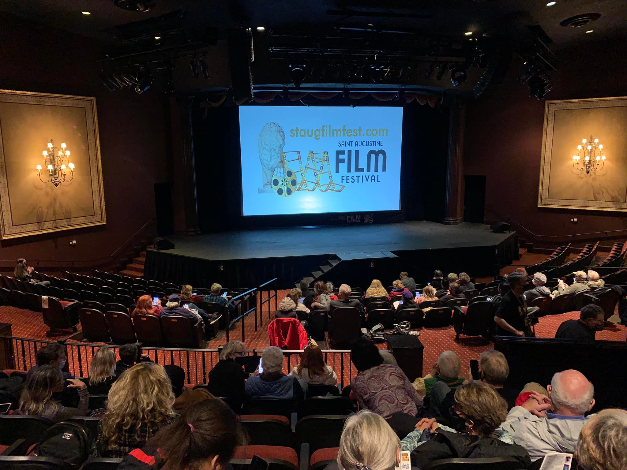 Throwback Thursday: Majestic history, story behind birds that call historic  theatre home